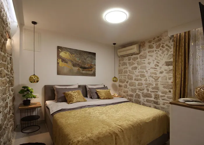 Apartman In Centar Studio Mozzira Free Breakfast